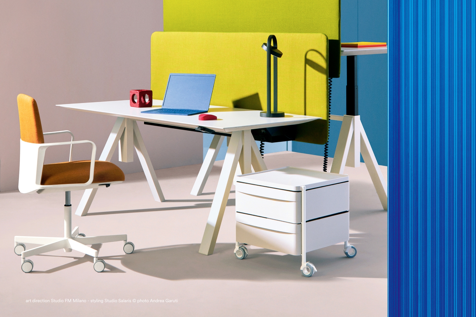arki-table-boxie-temps-gallery-01.jpg